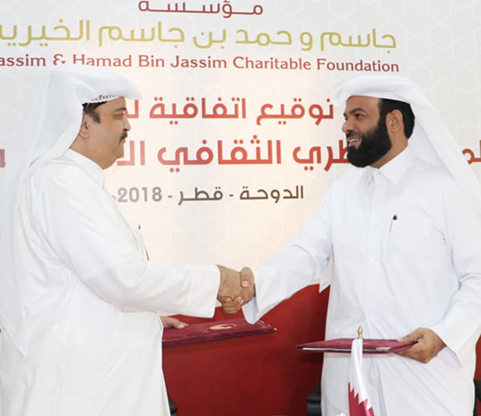 “جاسم الخيرية” تقدم دعما ماليا للمركز الثقافي الاجتماعي للصم