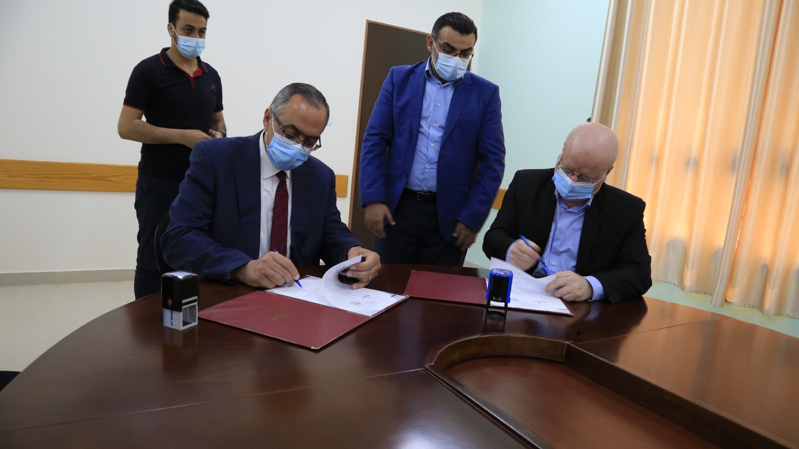 مركز حمد بن جاسم للرعاية التأهيلية المتكاملة في غزة.. يوقع اتفاقية تعاون مع الكلية الجامعية للعلوم التطبيقية